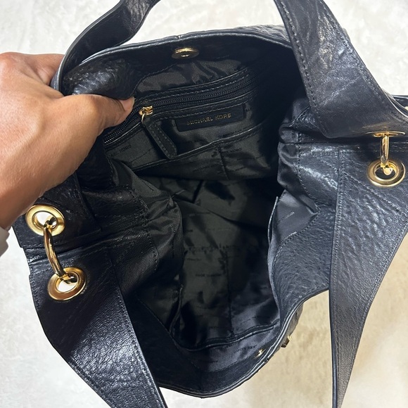 MICHAEL KORS Uptown Astor Black Leather Studded Grommet Shoulder Bag. - Picture 6 of 9